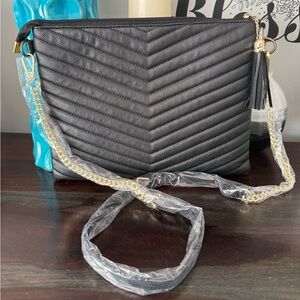 Elegant Black Quilted Chevron Shoulder / Crossbody Bag